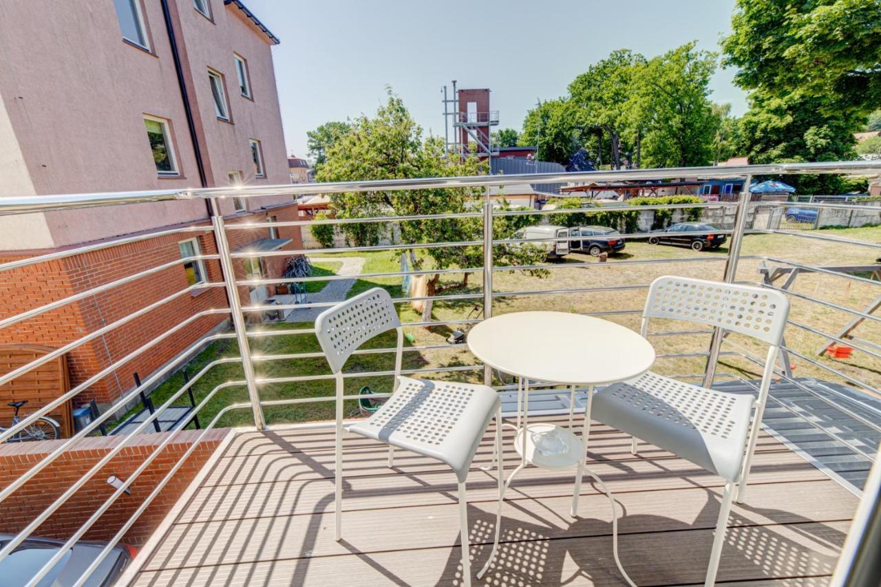 Pod Winogronem - Apartamenty Z Basenem I Wyzywieniem Pobierowo Esterno foto