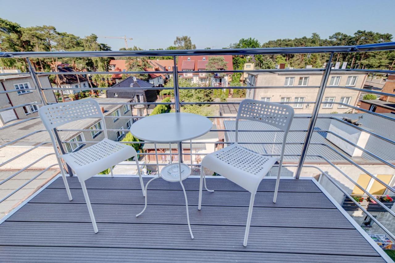 Pod Winogronem - Apartamenty Z Basenem I Wyzywieniem Pobierowo Esterno foto