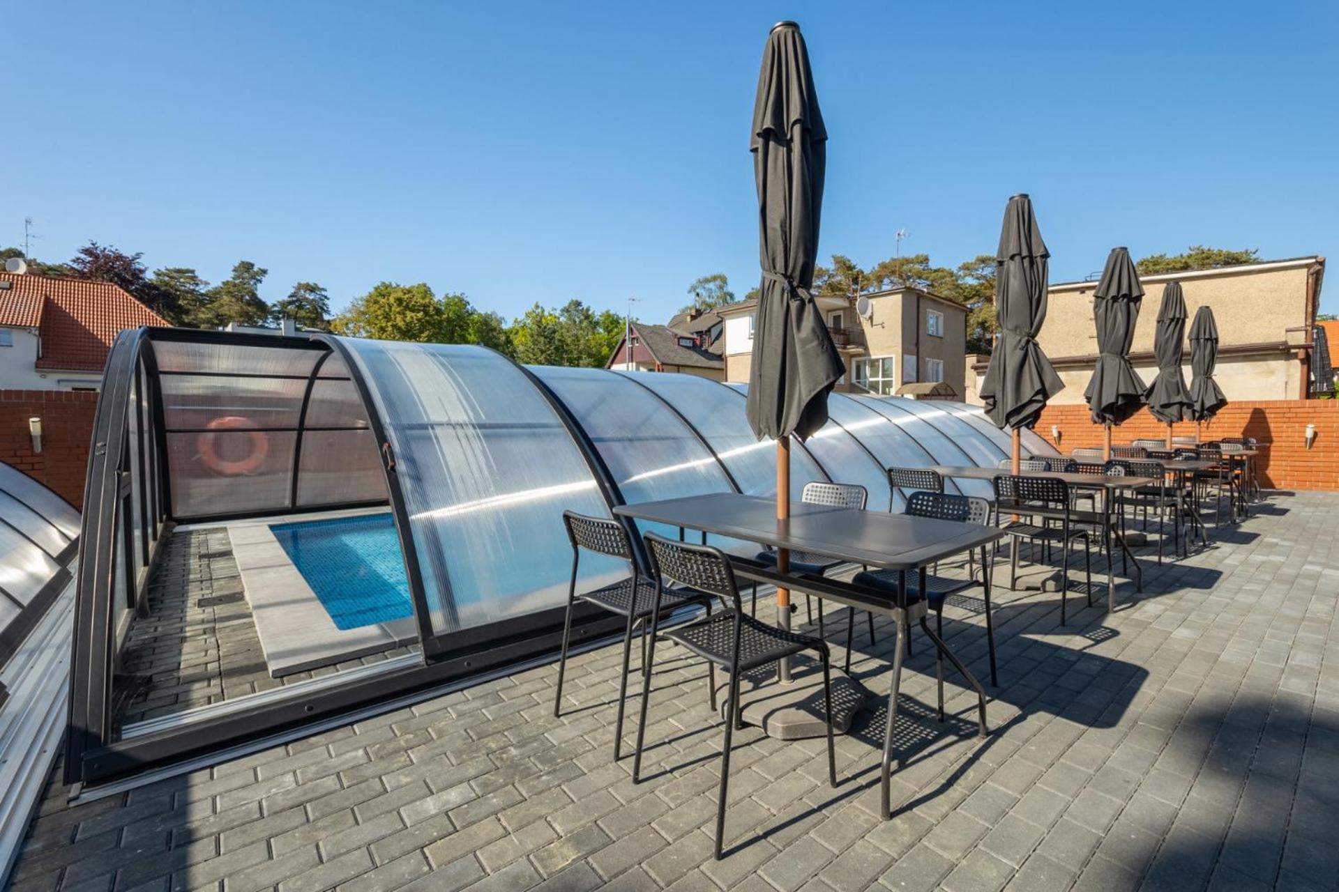 Pod Winogronem - Apartamenty Z Basenem I Wyzywieniem Pobierowo Esterno foto